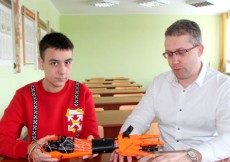 Второкурсник из Слуцка стал победителем международной инженерной конференции. Алексей рассказал, в каких сферах деятельности может быть полезно его изобретение.