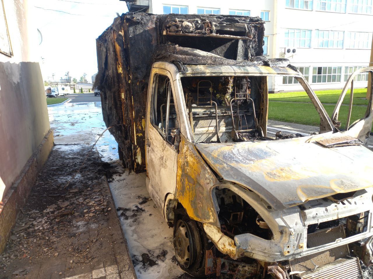 Горели автомобиль и баня. Пострадавших нет | МЧС | Новости Слуцка и  Слуцкого района Газета 