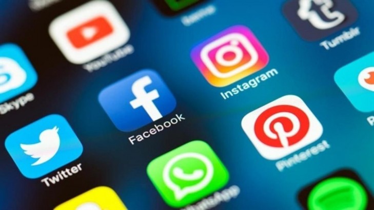 Мошенники с помощью SMS вымогают деньги у пользователей соцсетей