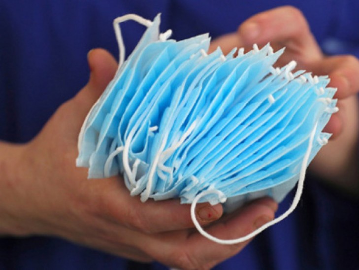 Маски придется носить до завершения эпидемического процесса – Минздрав