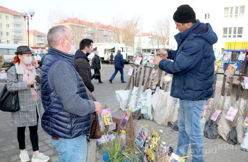 Сезон весенних ярмарок стартовал на Слутчине