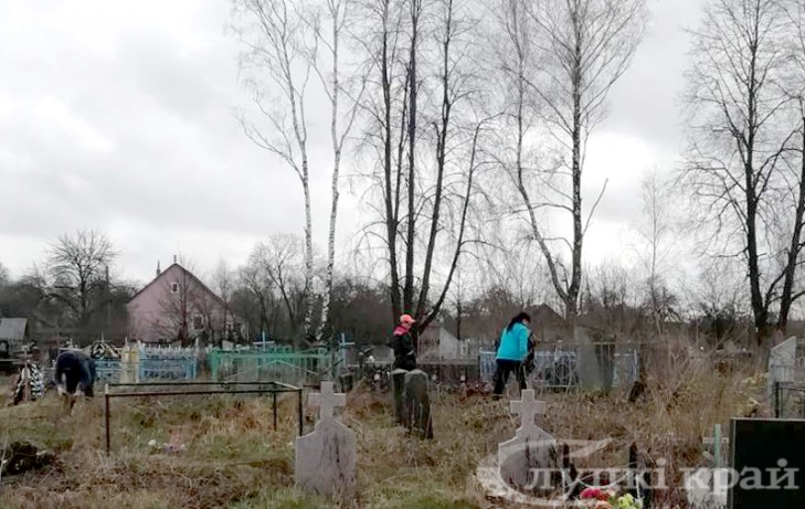 Жители Исернского, Весейского, Кировского сельсоветов в день субботника убирали территории, гражданские кладбища