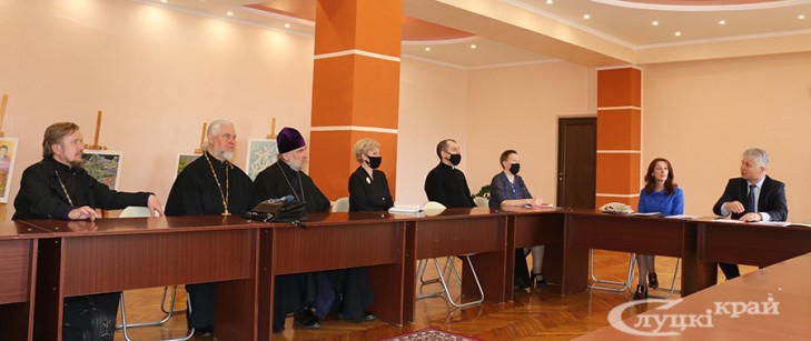 Уполномоченный по делам религий и национальностей Республики Беларусь Александр Румак посетил Слуцк