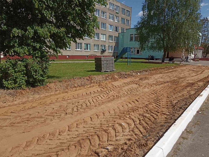 На улице Молодежной будет новый тротуар