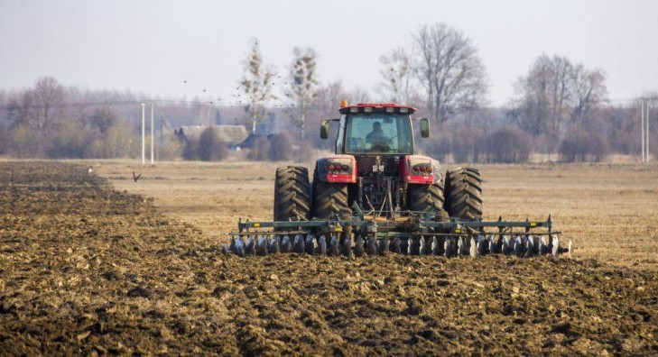 Семенами под яровой сев сельхозпредприятия области обеспечены в полном объеме