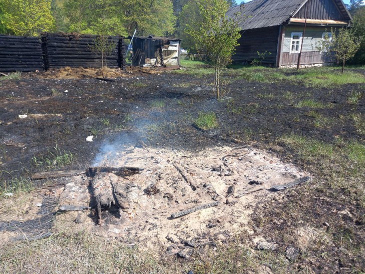 9 мая на Слутчине произошло два пожара