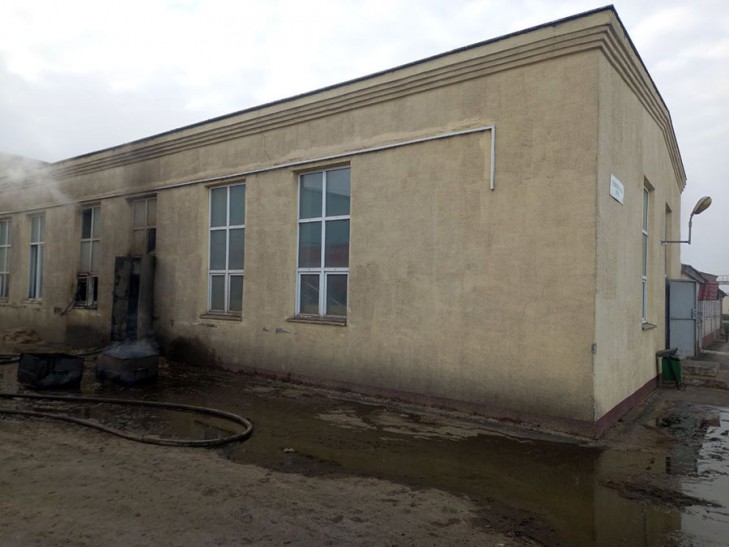 В одном из цехов ОАО «Слуцкий льнозавод» загорелись отходы переработки льнотресты