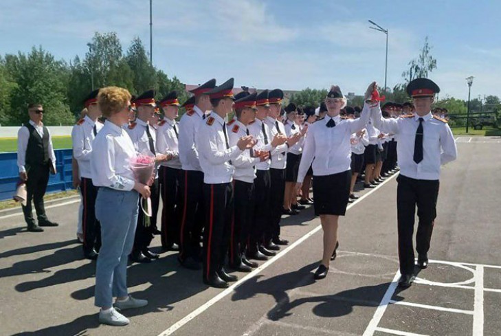 Последний звонок в Минском областном кадетском училище