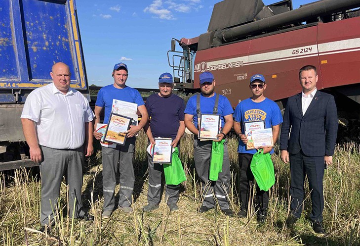 Новые трудовые достижения аграриев Слутчины