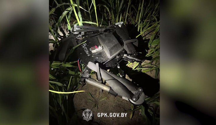 На границе с Польшей задержали нарушителей с беспилотником