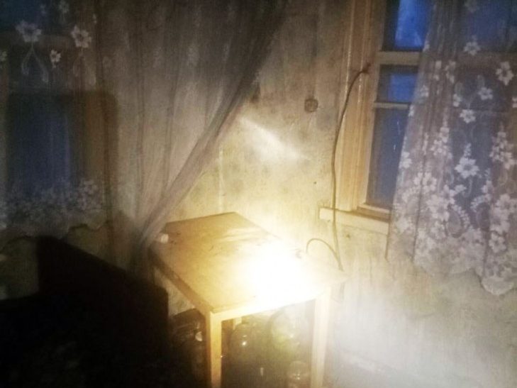 Спасатели напоминают, неправильная эксплуатация электроприборов и печного оборудования приводит к возникновению пожаров