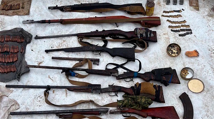 Почти 500 патронов, около 400 г пороха. В Минской области задержан владелец нелегального арсенала