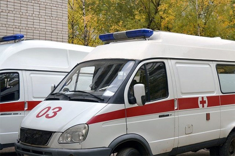 Берегите детей! В Мозыре мальчик выпал из окна девятого этажа и погиб