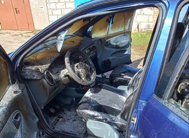 В Слуцке горел автомобиль