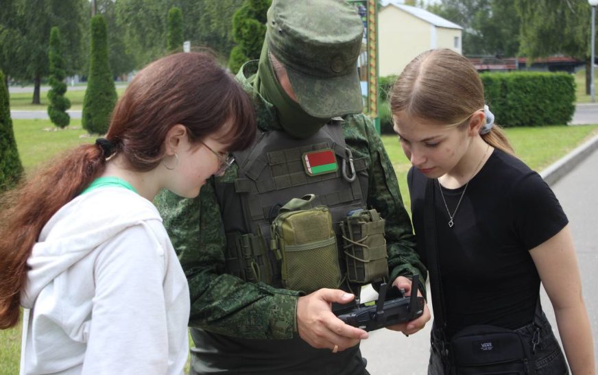 Более 200 человек посетили в день открытых дверей 30-ю отдельную железнодорожную бригаду