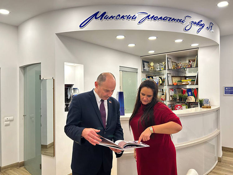 Алексей Кушнаренко посетил ОАО «Минский молочный завод №1»