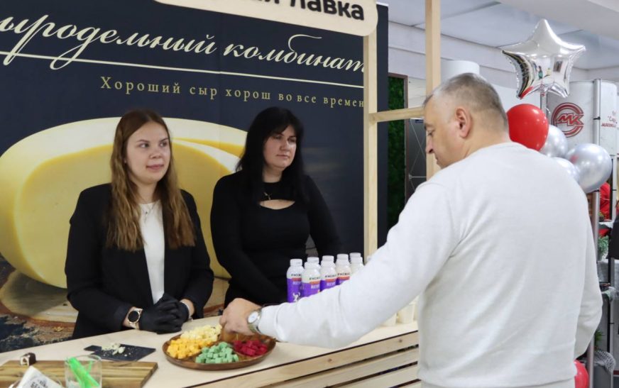 На празднике чествования работников АПК представлены локации перерабатывающих предприятий Слутчины