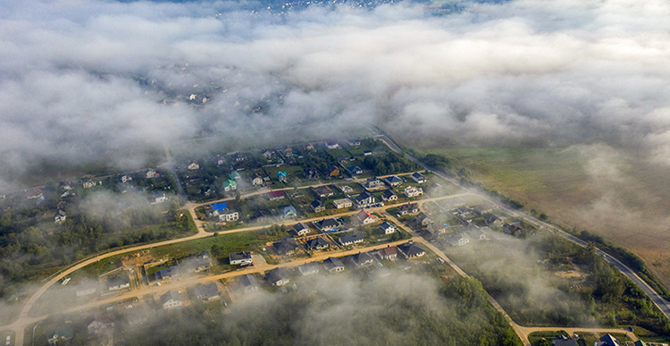Для госзастройщиков упрощен порядок возведения домов на селе и их подключения к инженерным сетям 