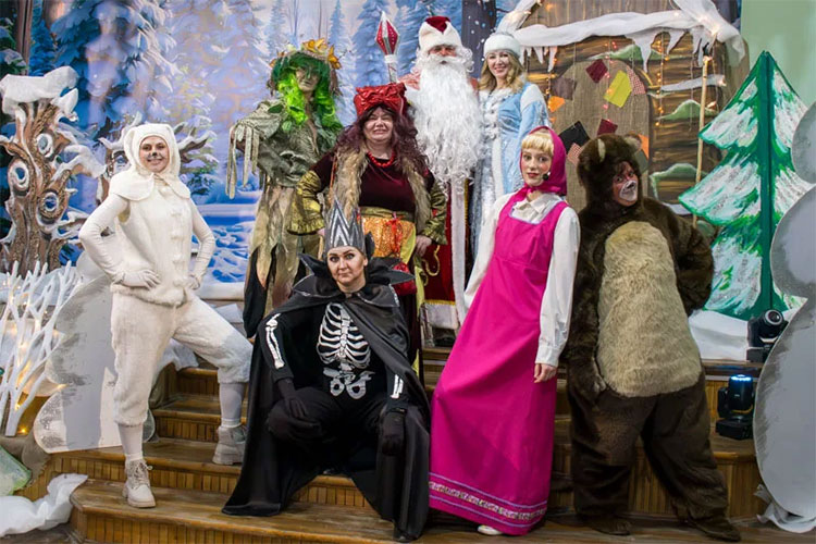 Театрализованные представления для детей проводят в районном центре народного творчества