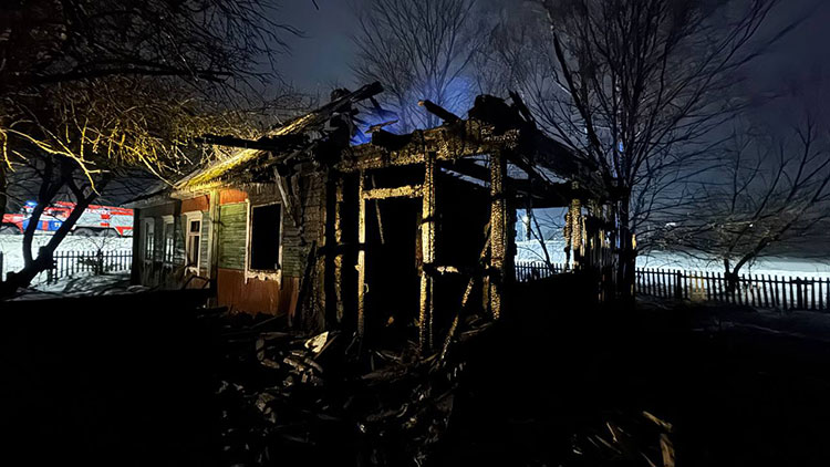 В Слуцком районе горел дом