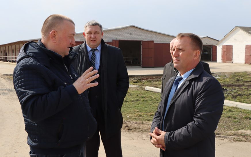 Помощник Президента Республики Беларусь Александр Кохан посетил Слуцкий район