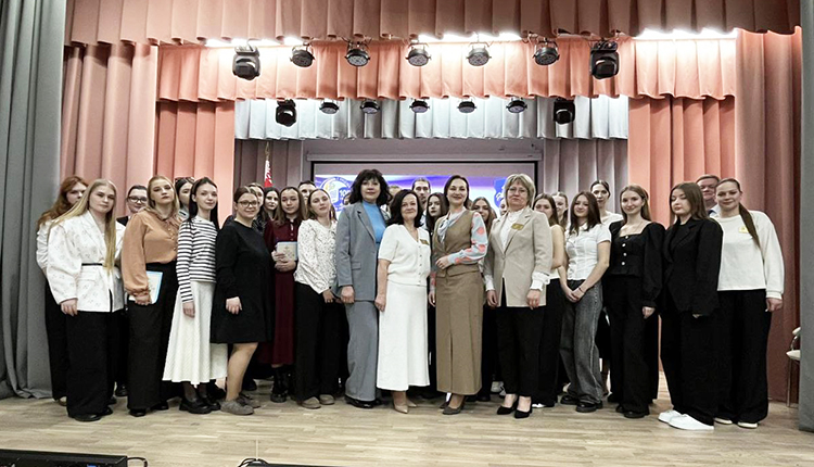 Встречу для молодых специалистов сферы образования провели в Слуцке