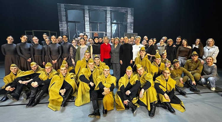 Учащиеся Слуцкого государственного колледжа – участники республиканского патриотического проекта «Документальный спектакль «Календарь памяти: страницы судьбы»