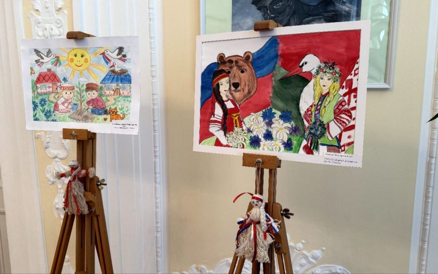 Рисунки воспитанников детского сада №11 представлены на выставке в Посольстве Беларуси в Австрии