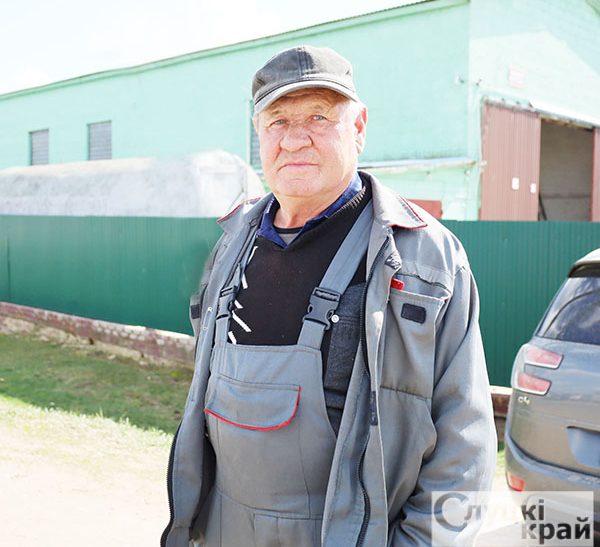«Праца для мяне, як натхненне». Так кажа працаўнік ААТ «Вітка-Агра» Мікалай Бародзіч