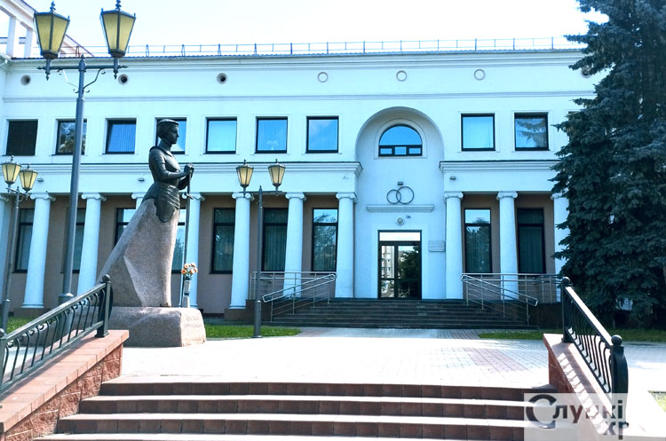 Что нужно увидеть туристу в Слуцком районе?