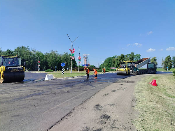В Слуцке проходят работы по благоустройству