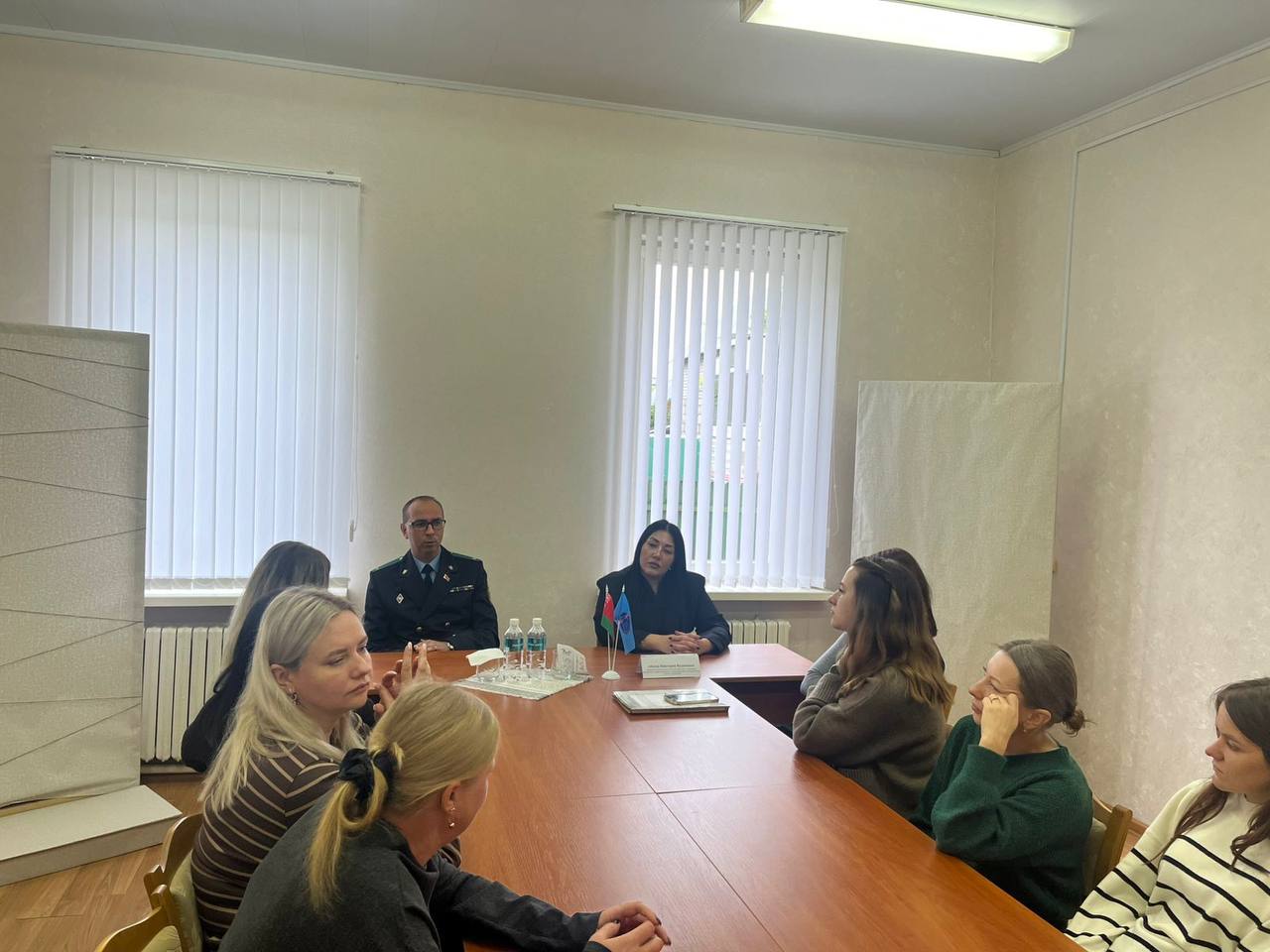 Правовые инспекторы труда продолжают практику выездных приемов